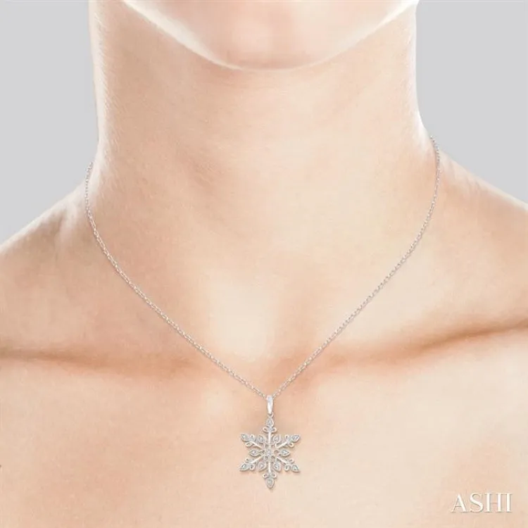 1/20 ctw Snowflake Cutwork Round Cut Diamond Pendant With Chain in Silver