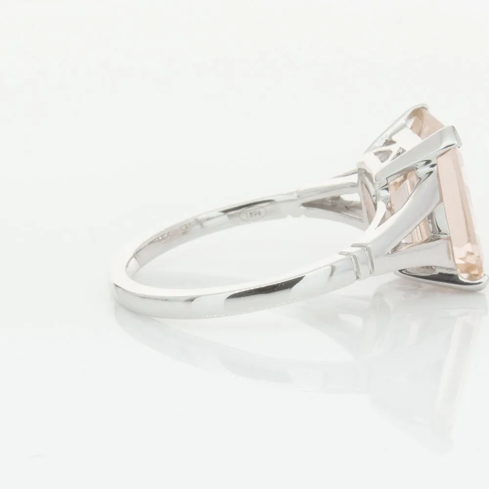 18ct White Gold 3.43ct Morganite Ring