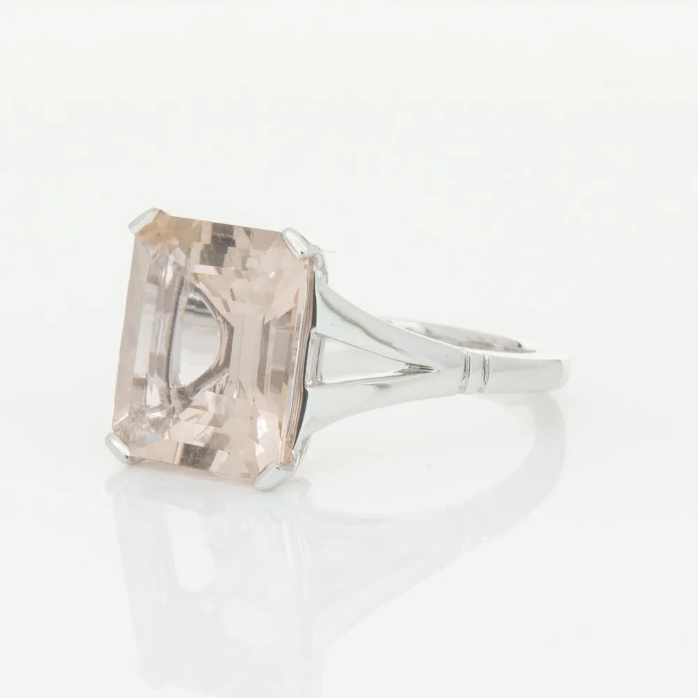 18ct White Gold 3.43ct Morganite Ring