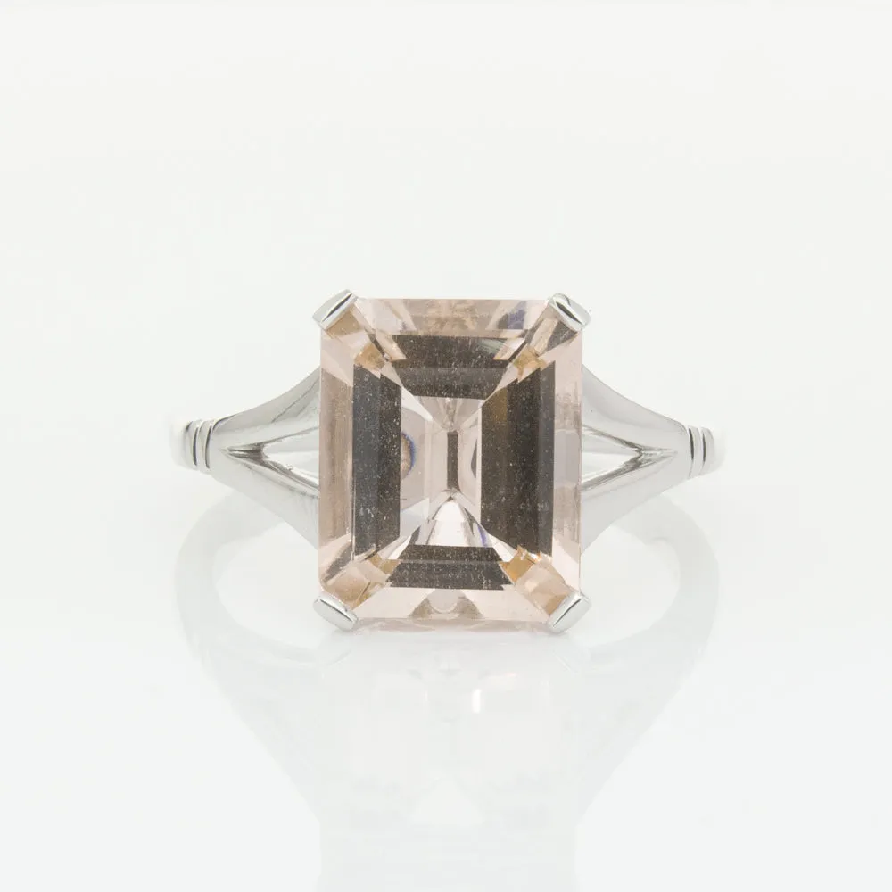 18ct White Gold 3.43ct Morganite Ring