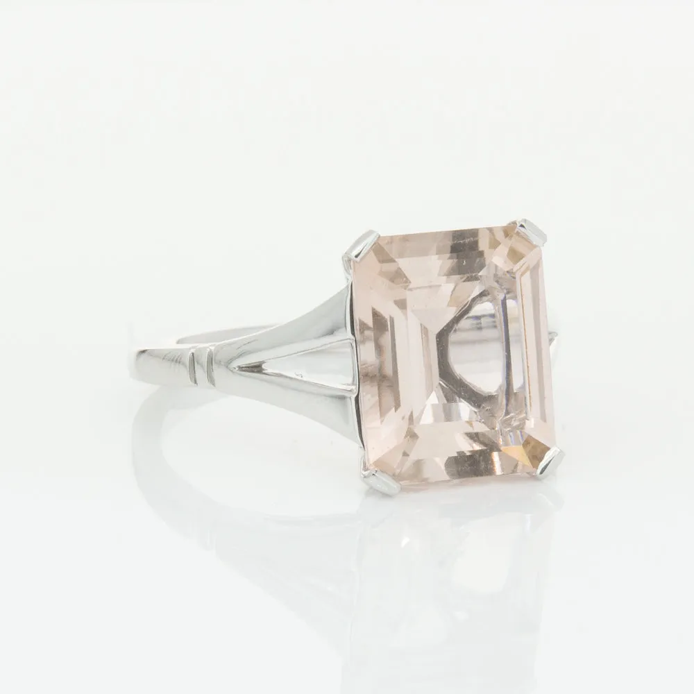18ct White Gold 3.43ct Morganite Ring