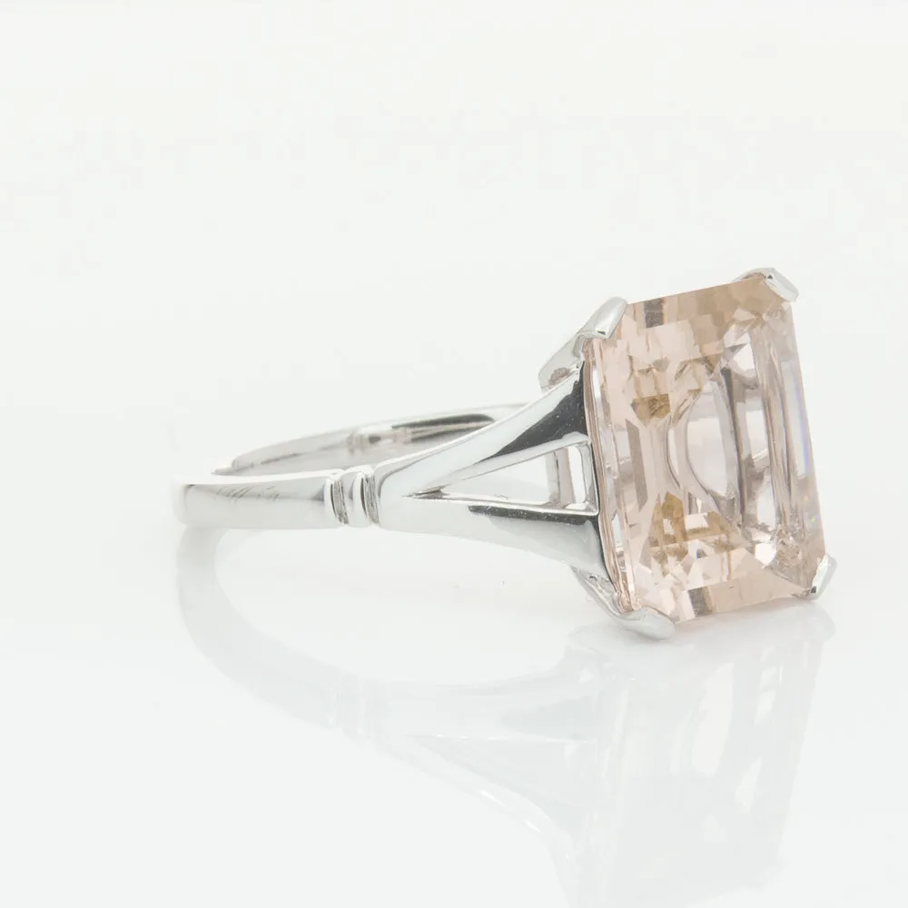 18ct White Gold 3.43ct Morganite Ring