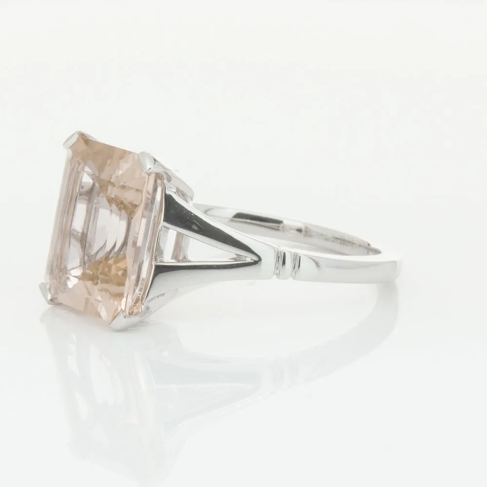 18ct White Gold 3.43ct Morganite Ring