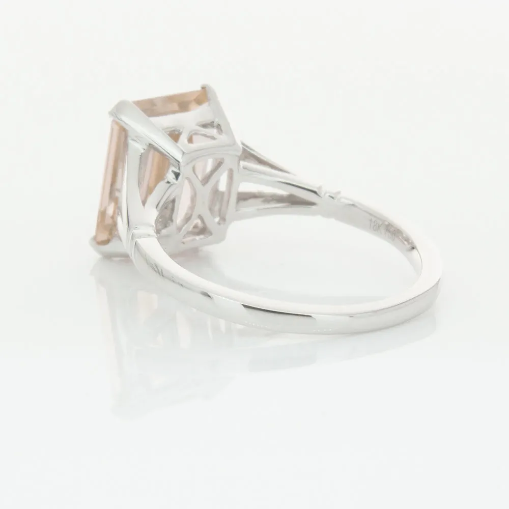 18ct White Gold 3.43ct Morganite Ring