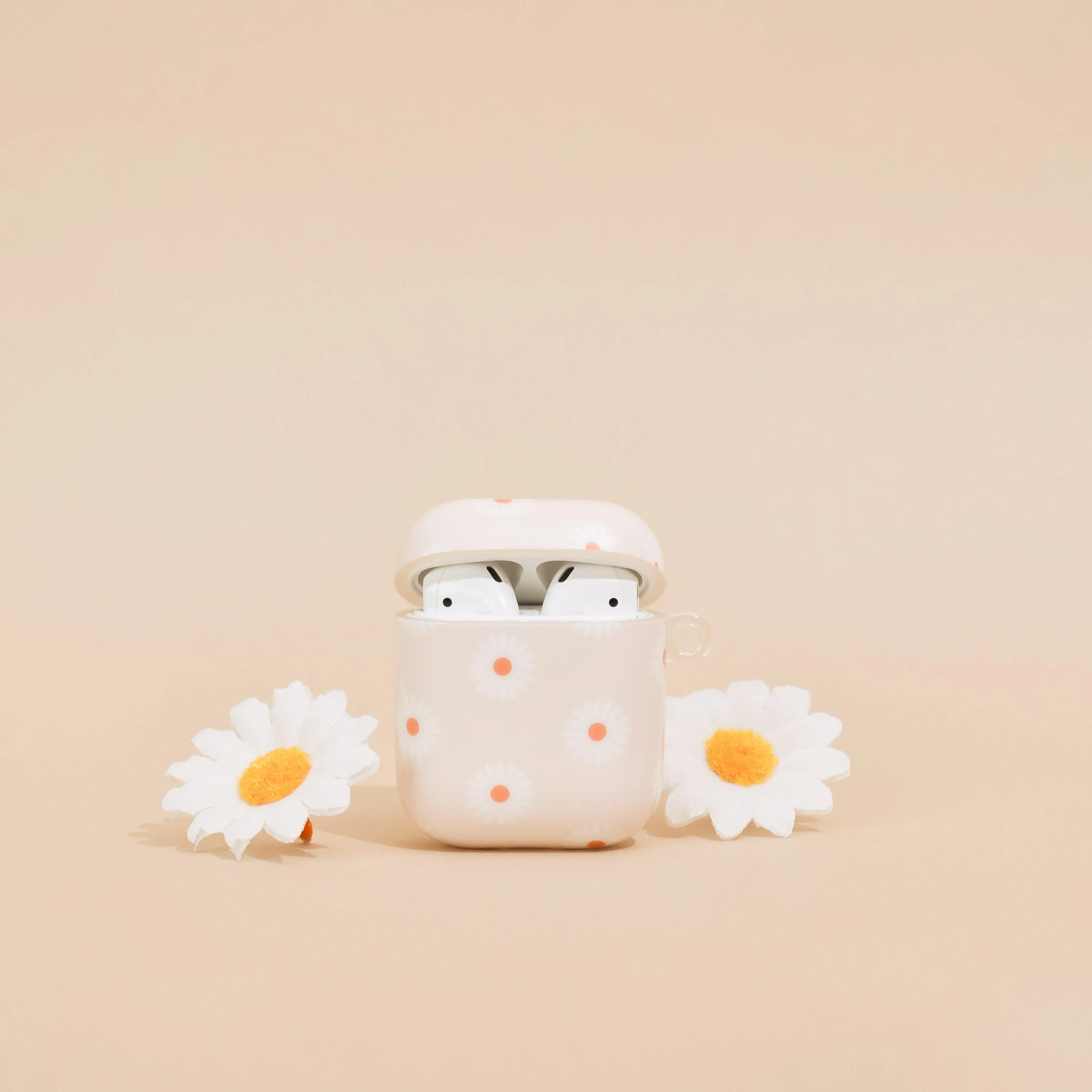 Airpods Case - Neutral Daisies