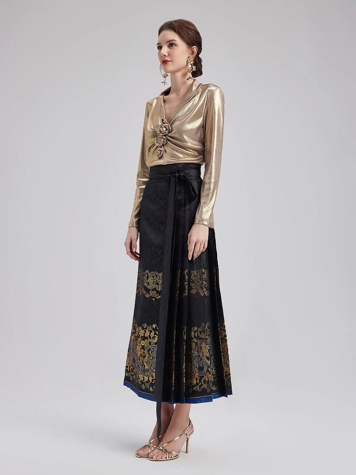Elegant Chinese Style Pleated Skirt