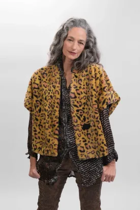 Kenya Kimono, Serval