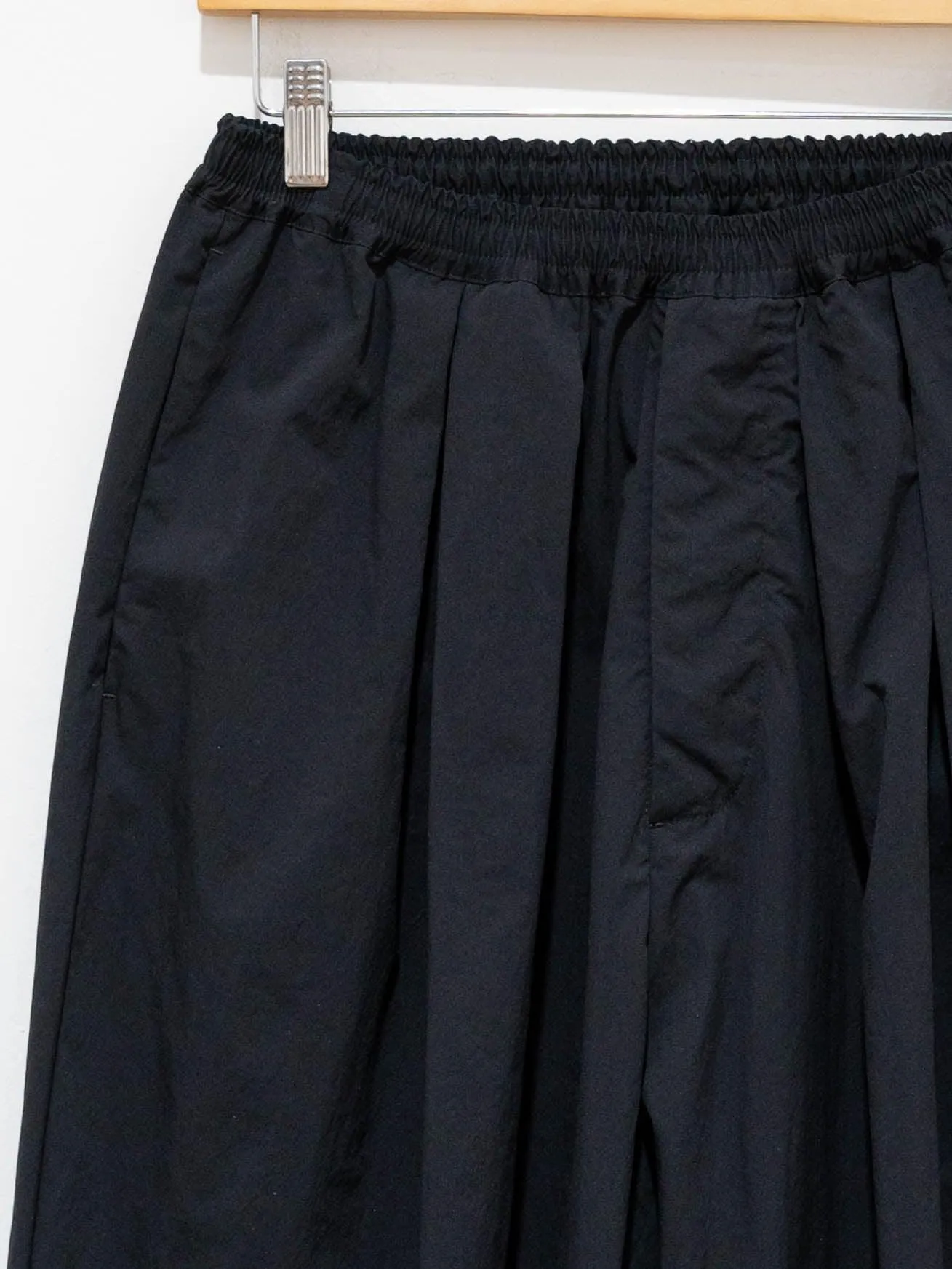 Recycled Nylon Tucked Pants - Black