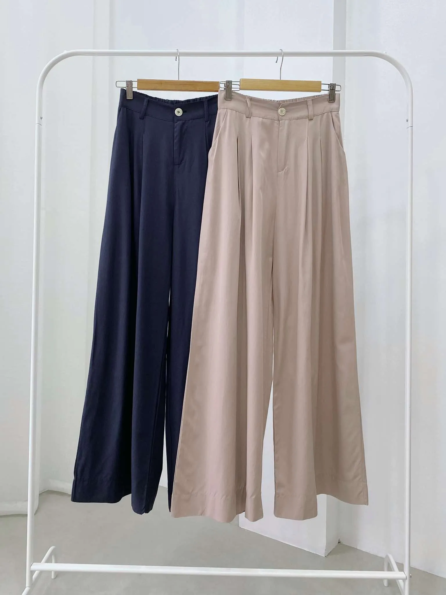 Ted Premium High Waist Pants